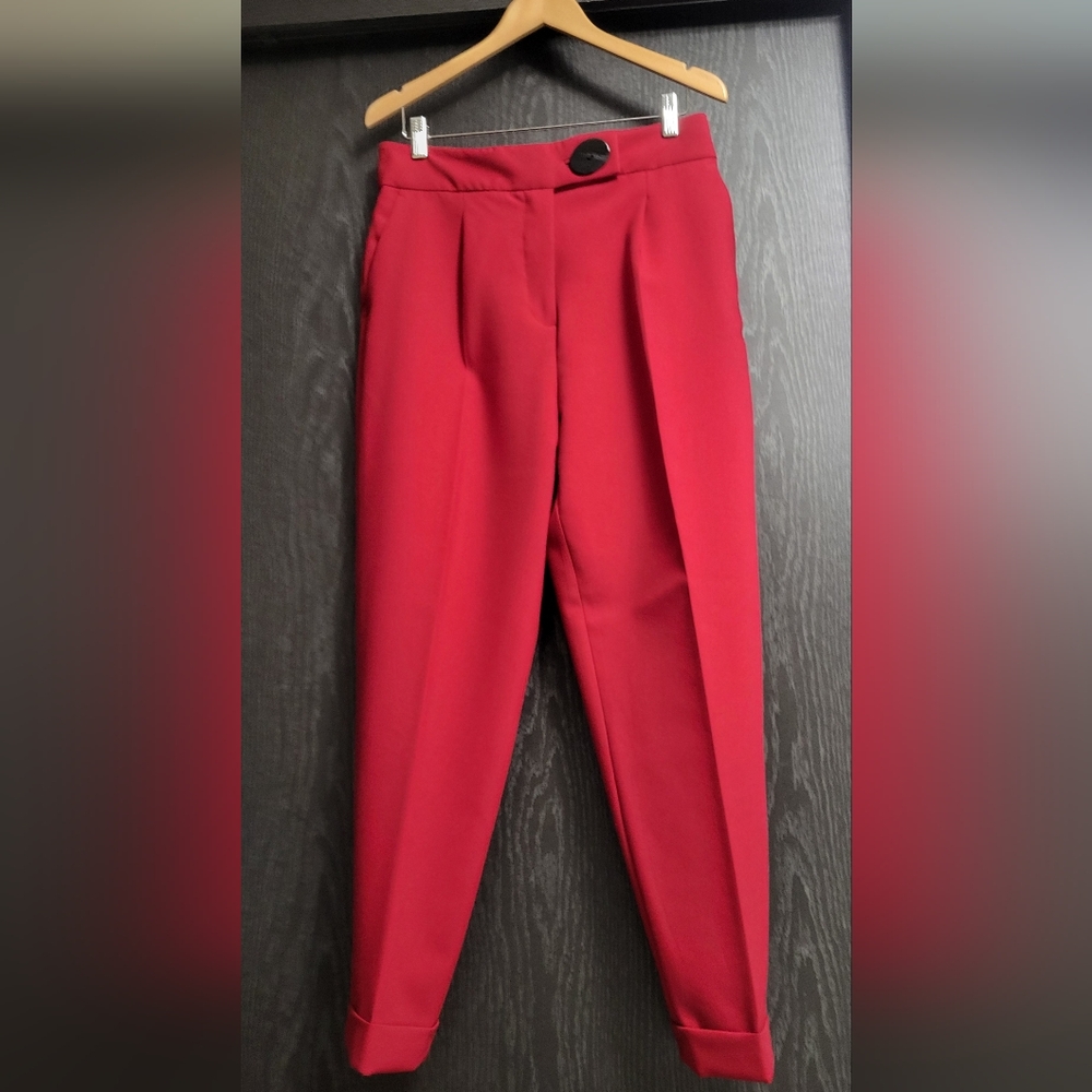 Zara Women's Vibrant Red Ankle Pants